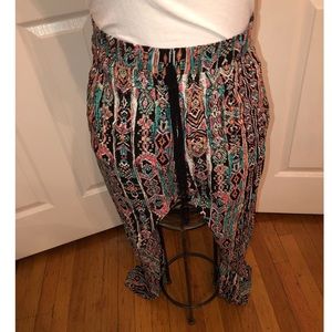 Women’s Plus Size Aztec Print Pants